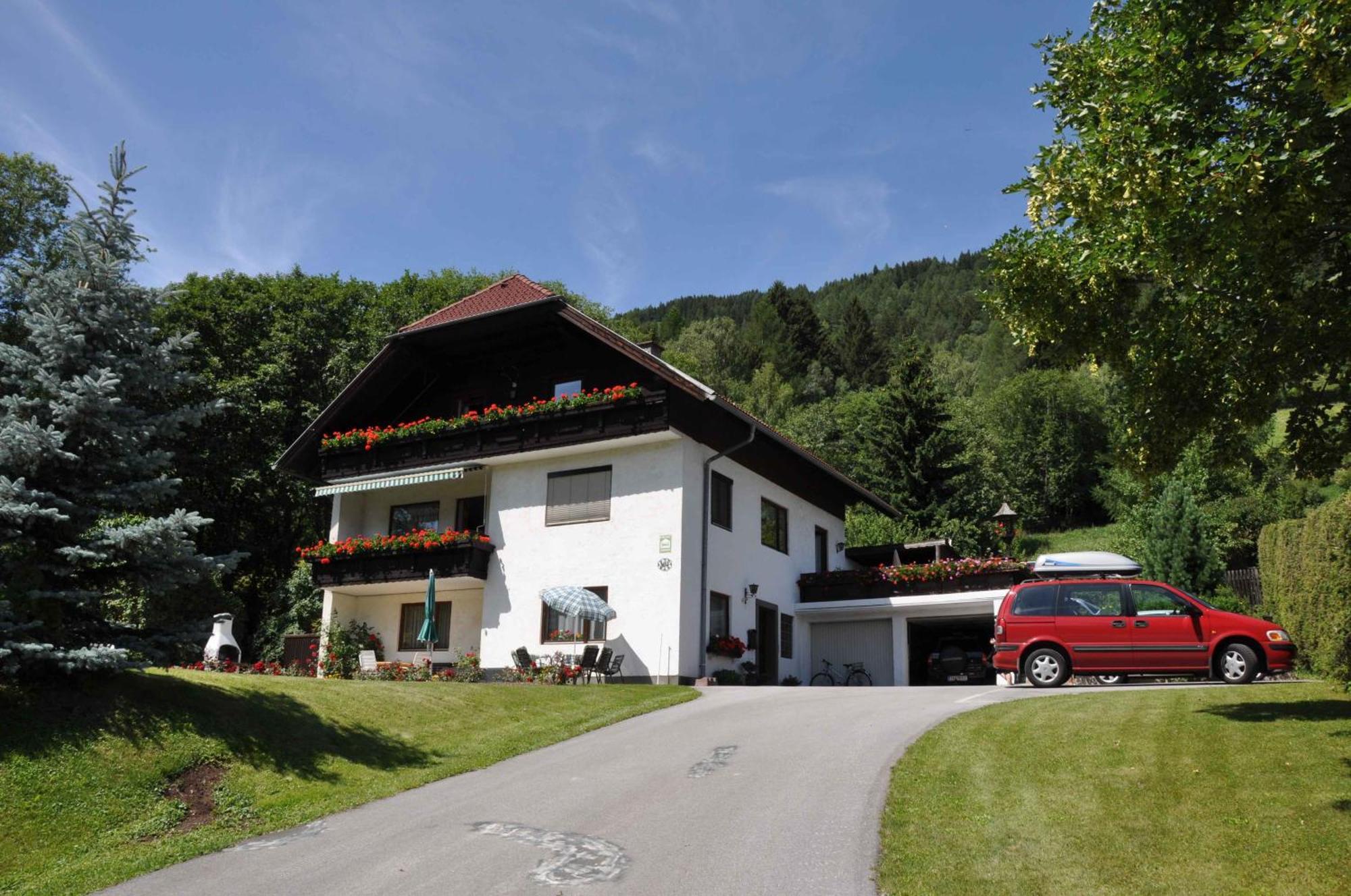Апартаменты Haus Osterrieder Санкт-Михель  Экстерьер фото